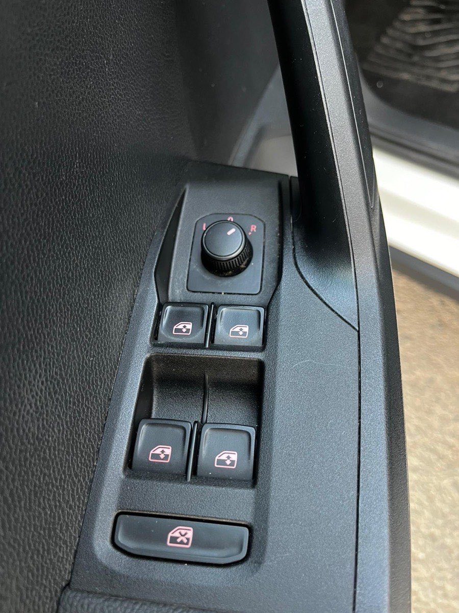 SEAT Arona 1.0 TSI 2021 · AutosMR Lanzarote