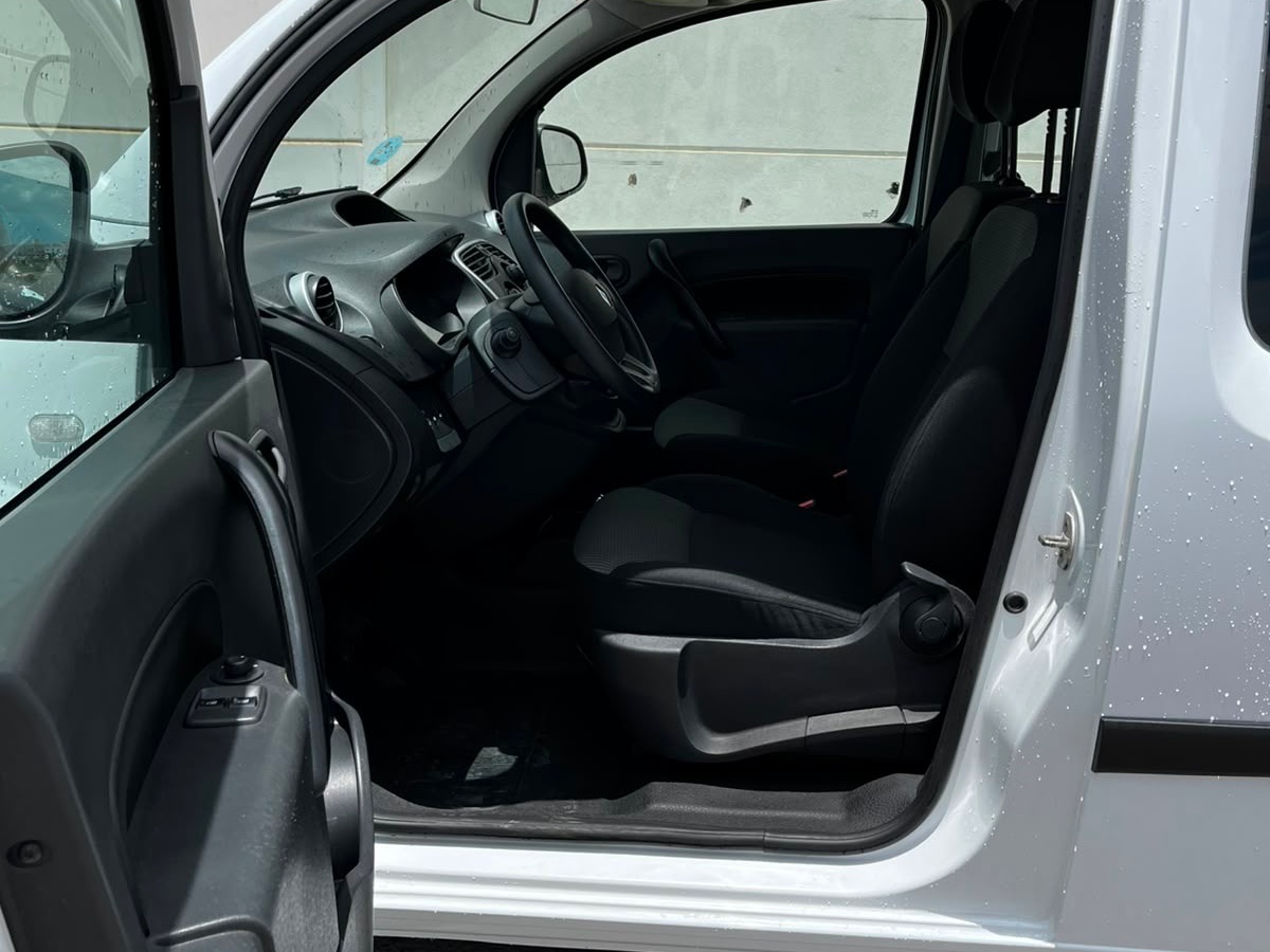 Renault Kangoo 1.5DCI 2021 · AutosMR Lanzarote
