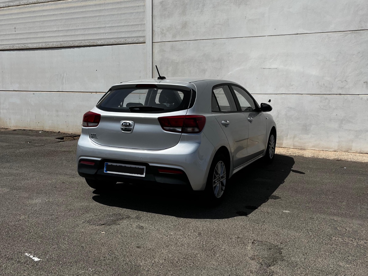 KIA RIO 1.2DPI 2021 · AutosMR Lanzarote
