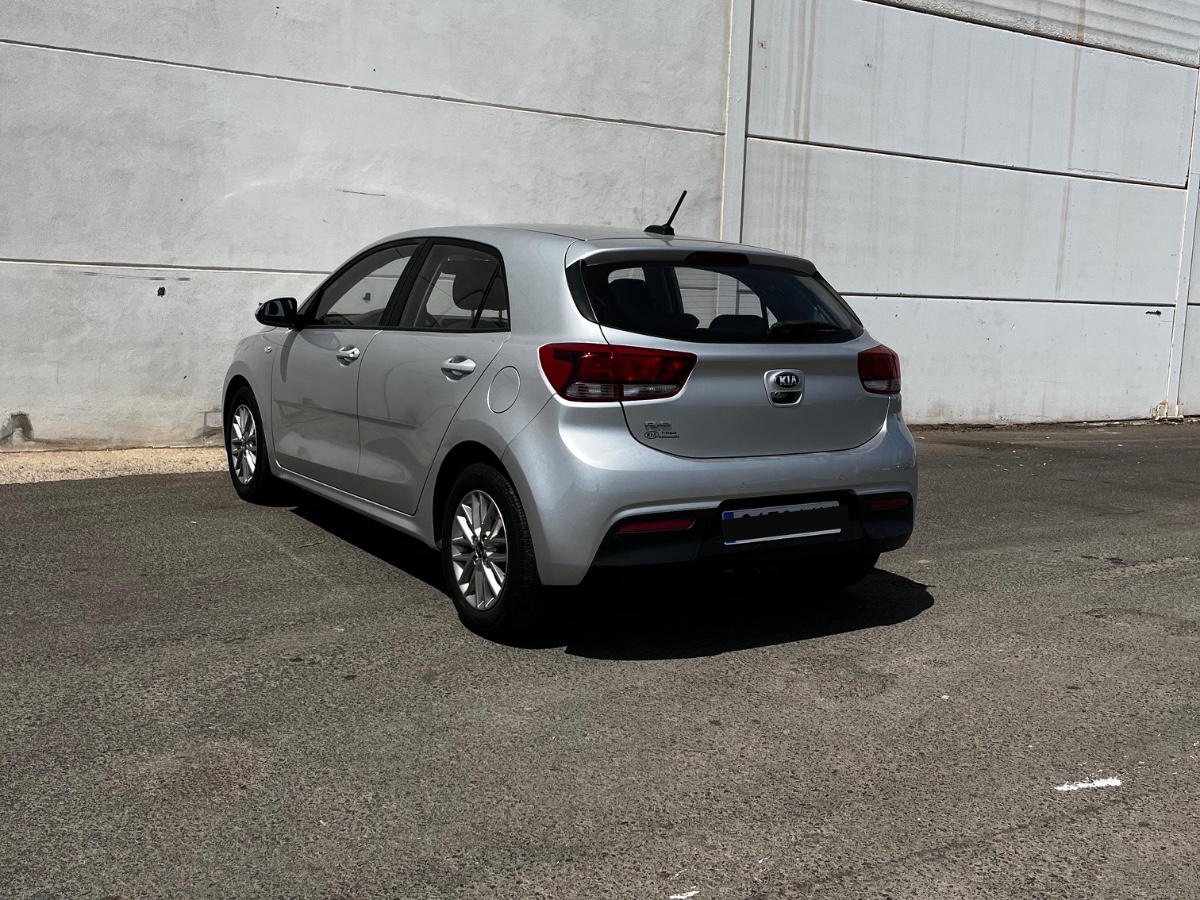 KIA RIO 1.2DPI 2021 · AutosMR Lanzarote